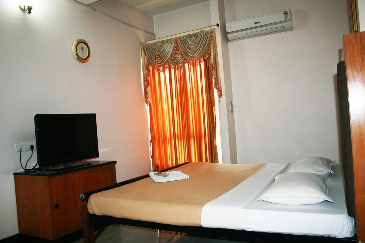 كويمباتور Hotel Grand Palace المظهر الخارجي الصورة